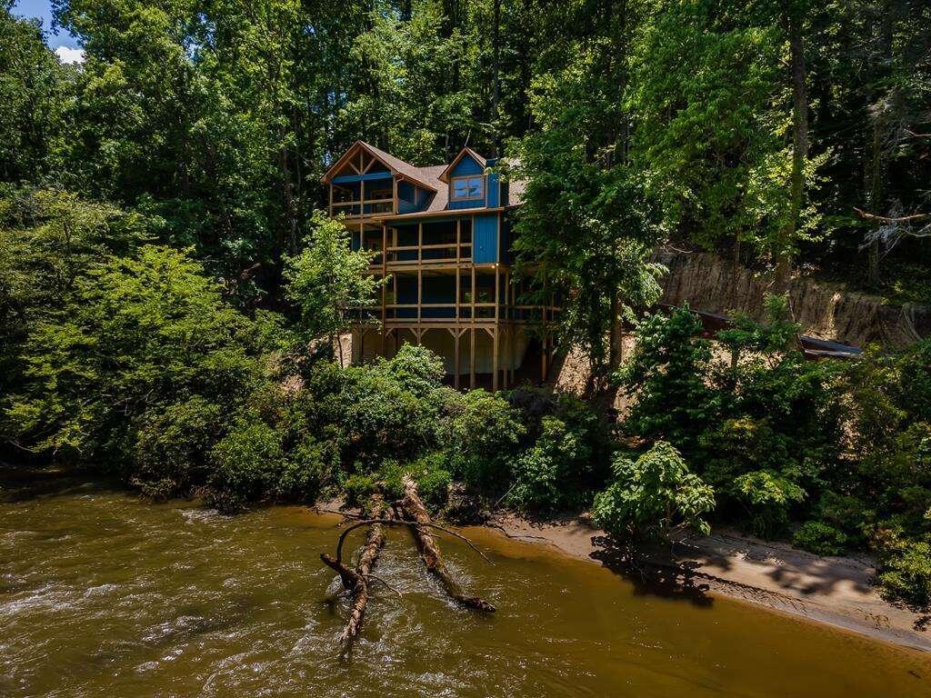 183 Greely Drive Ellijay, GA 30540