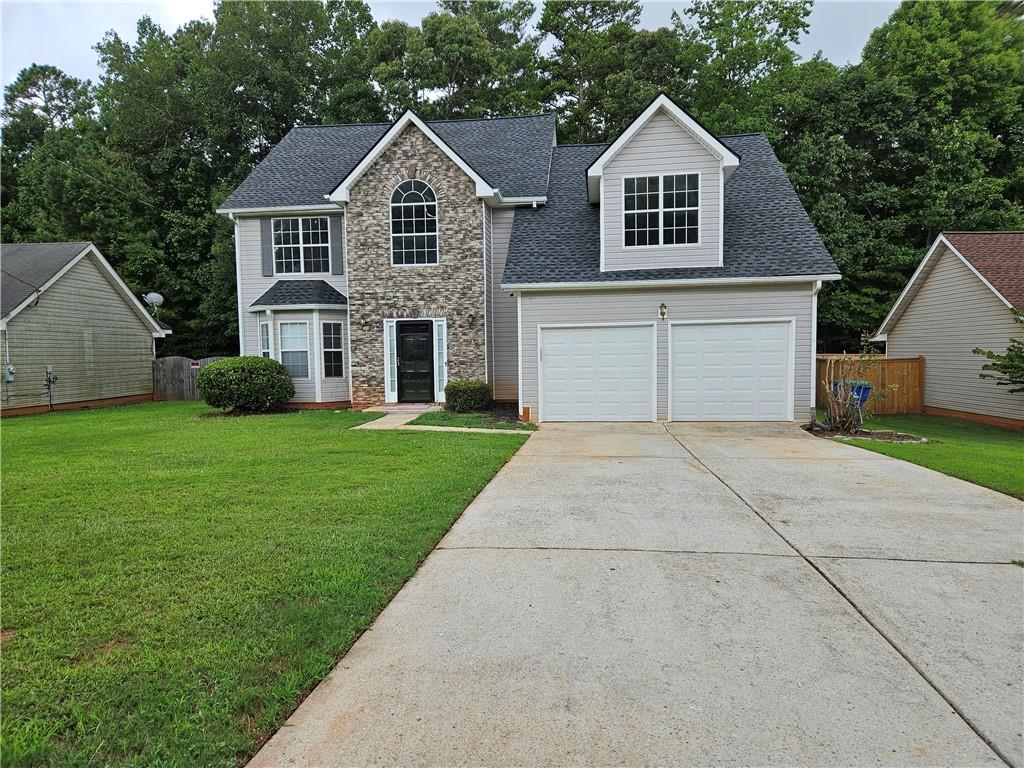 390 Pecan Wood Circle Fairburn, GA 30213