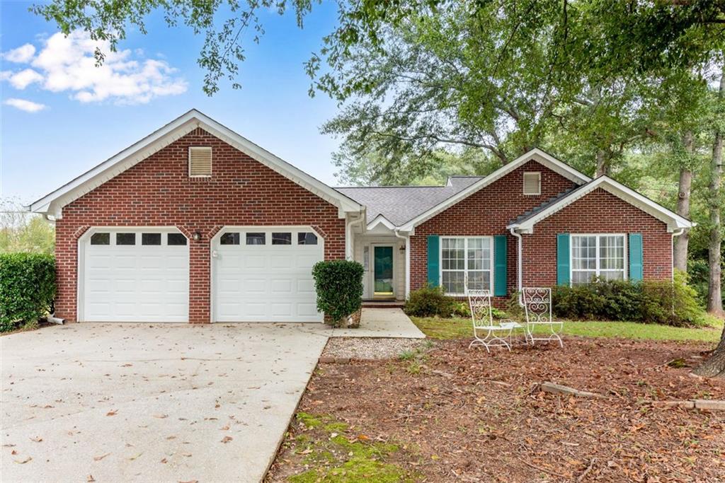 1615 Summit View Way Snellville, GA 30078