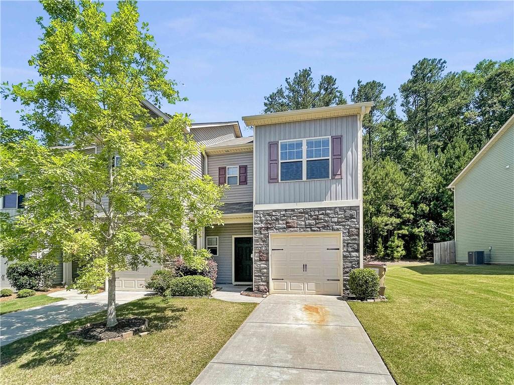 646 Oakside Place Acworth, GA 30102