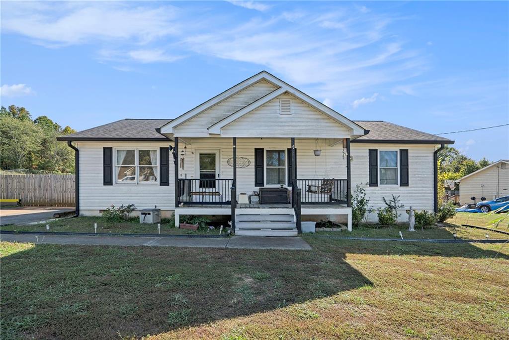 16 Adams Way Adairsville, GA 30103