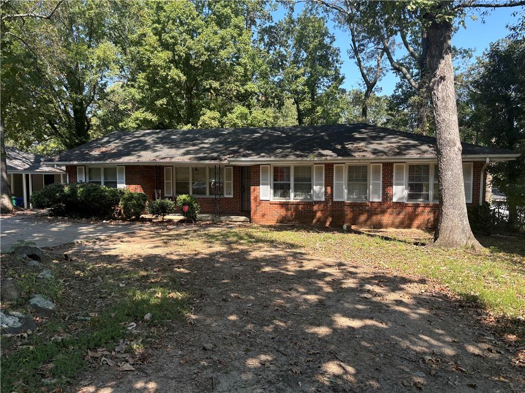 2132 River Road Ellenwood, GA 30294