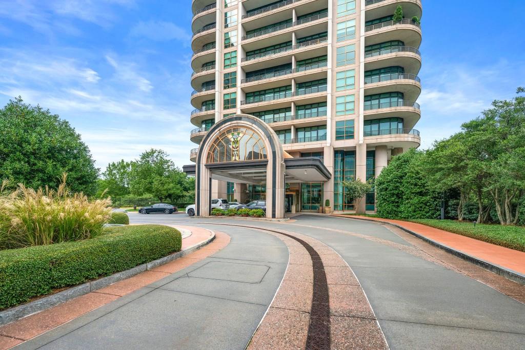 750 Park Avenue UNIT 13W Atlanta, GA 30326