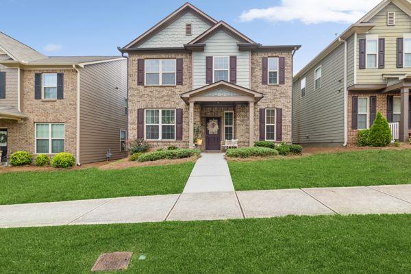 2252 Turnbury Glen Walk Snellville, GA 30078