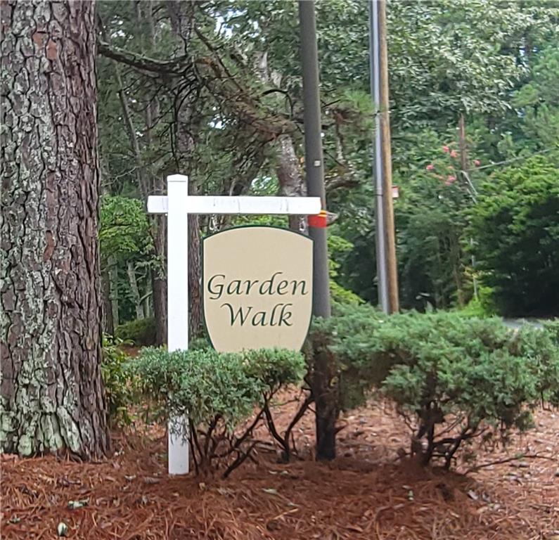 714 Garden View Drive Stone Mountain, GA 30083