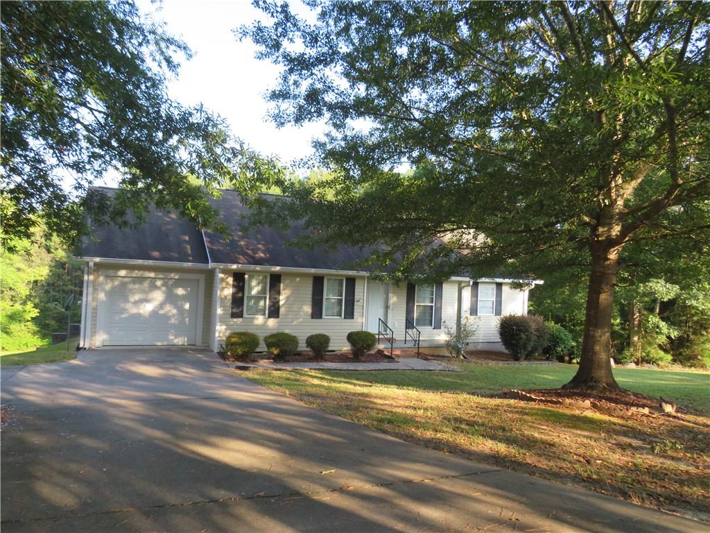 573 Dry Creek Road Cedartown, GA 30125