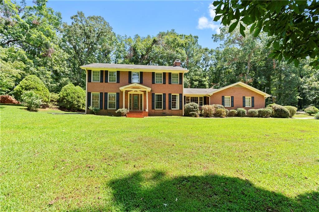 5753 Norton Circle Flowery Branch, GA 30542