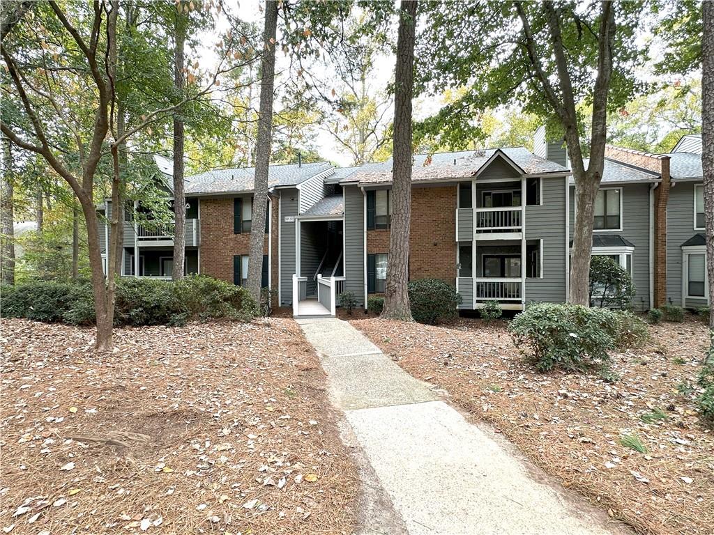 501 Warm Springs Circle Roswell, GA 30075