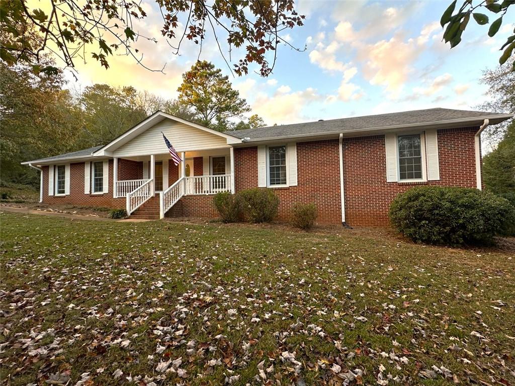 523 Fieldwood Drive Adairsville, GA 30103