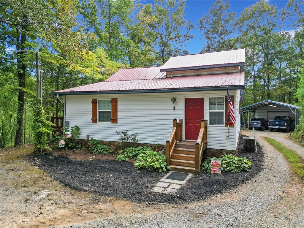 144 Banner Circle Ellijay, GA 30540