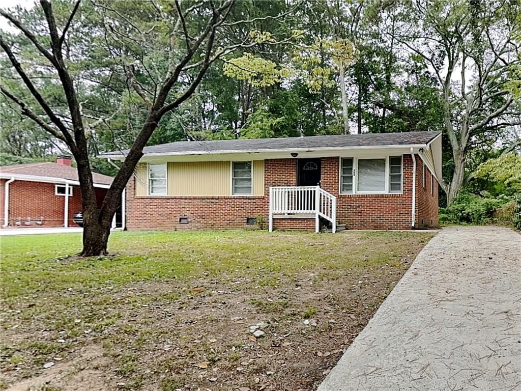 388 Woodstock Drive Atlanta, GA 30331