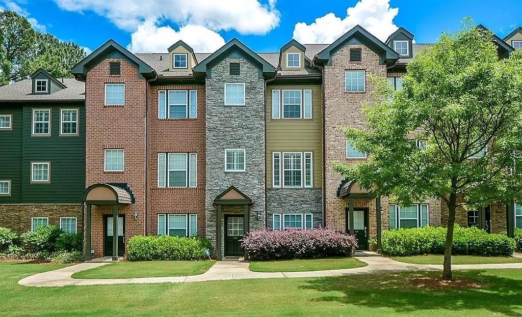 3690 Ashford Creek Trail Atlanta, GA 30319