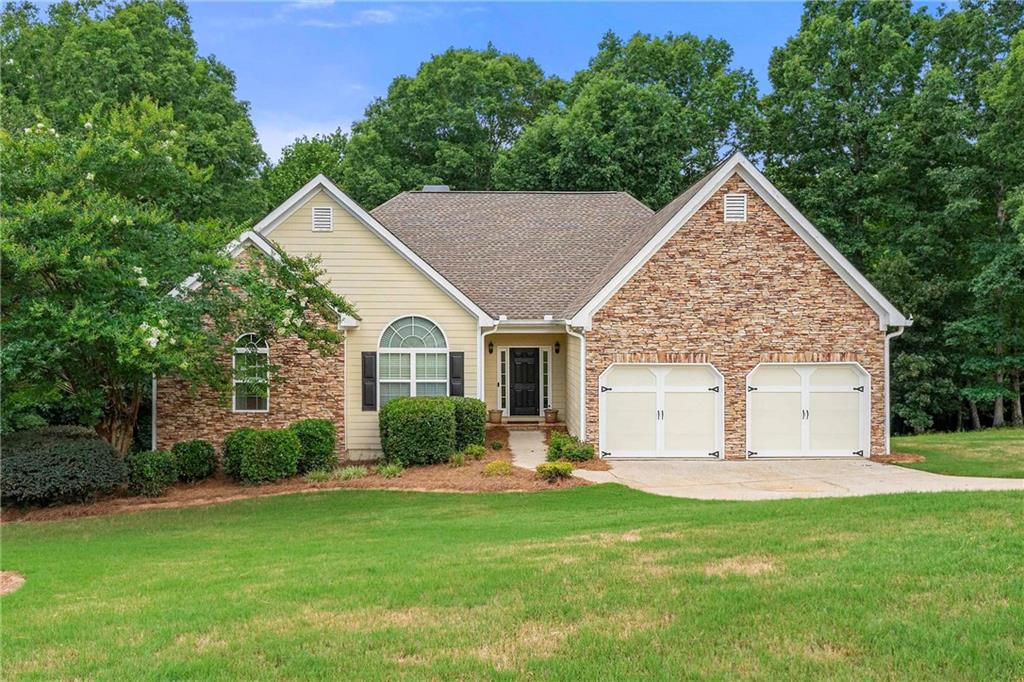 5945 Windsorcreek Douglasville, GA 30135