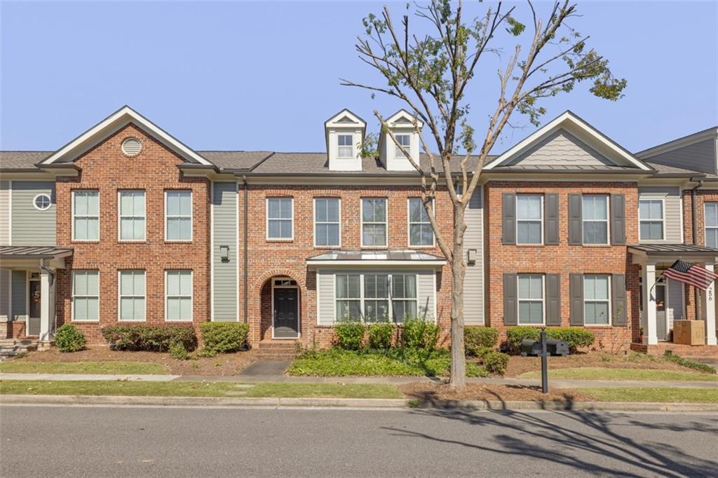 258 S Village Square Canton, GA 30115