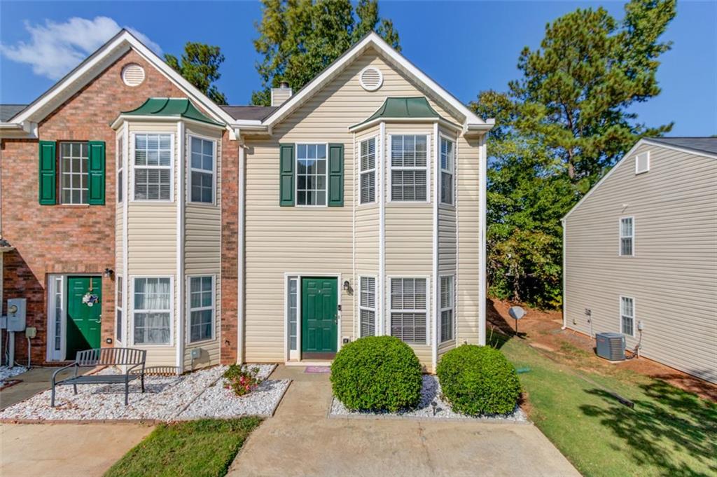 4635 Crawford Oaks Drive Oakwood, GA 30566