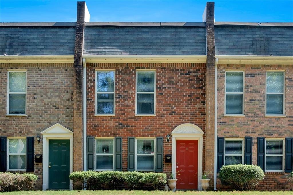 225 Winding River Drive UNIT B Sandy Springs, GA 30350