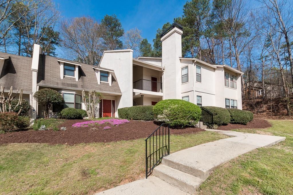 2110 Huntingdon Chase Sandy Springs, GA 30350