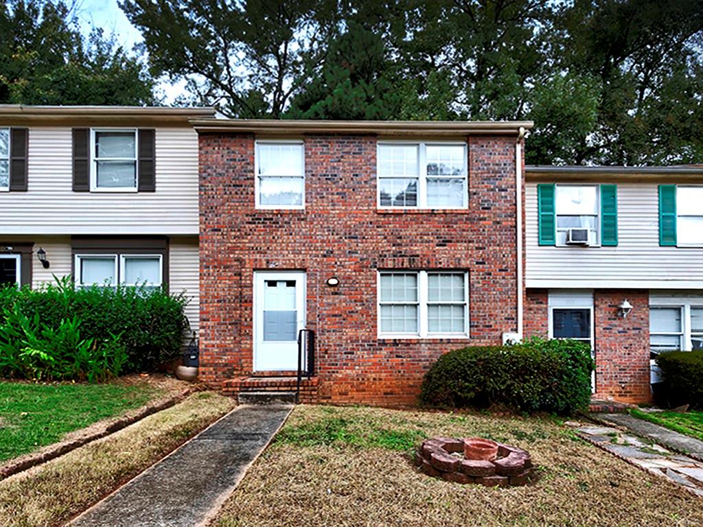 301 Roswell Commons Circle Roswell, GA 30076