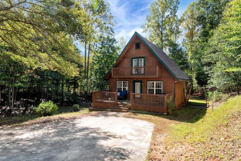 943 River Flow Drive Dahlonega, GA 30533