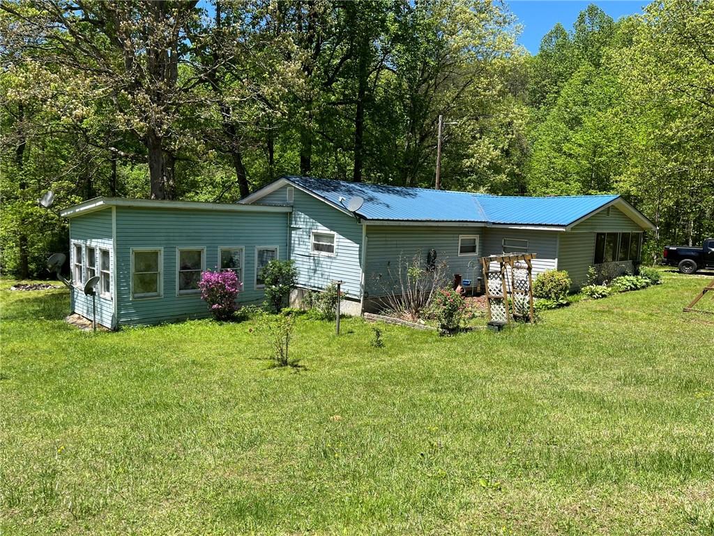 7561 Roy Road Ellijay, GA 30536