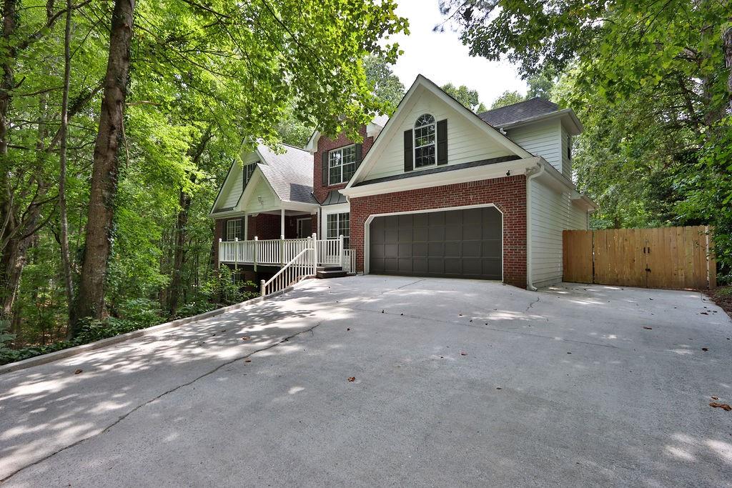 6528 Shady Valley Drive Flowery Branch, GA 30542