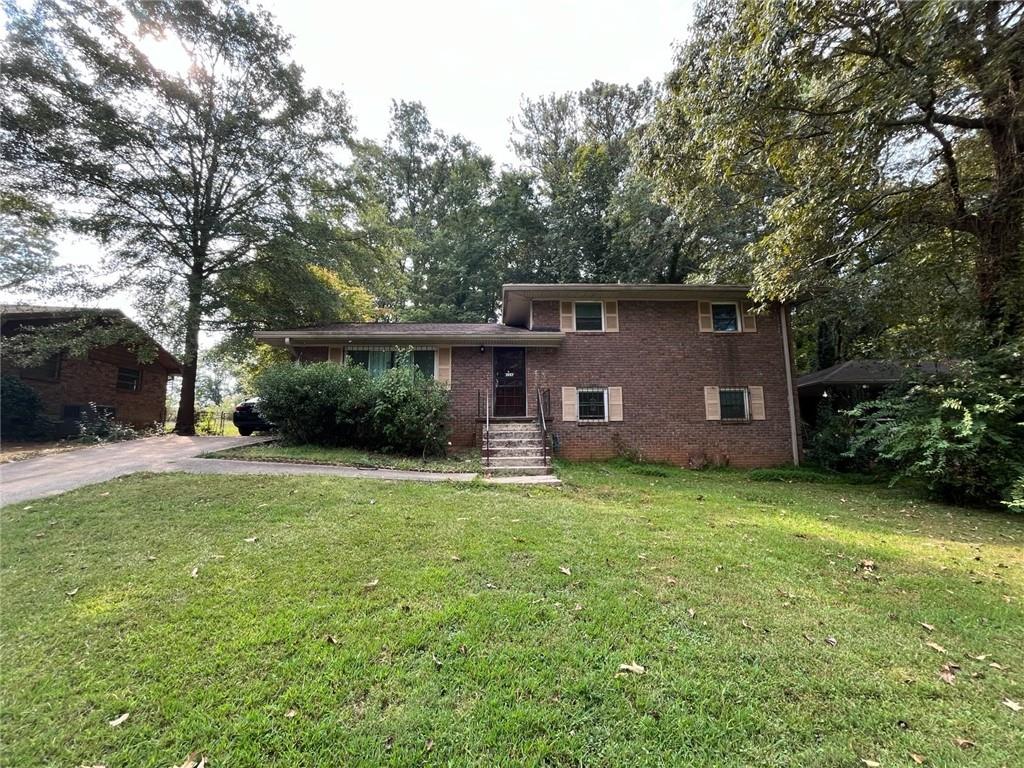 2653 Williamsburg Drive Decatur, GA 30034