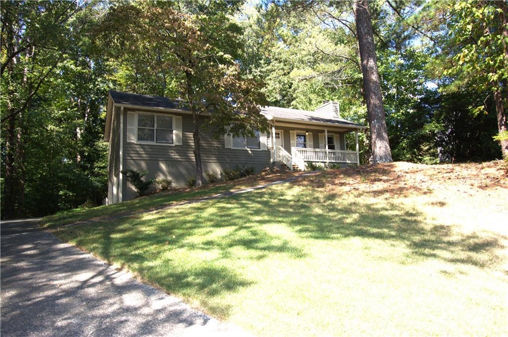 1083 Caprice Drive Powder Springs, GA 30127