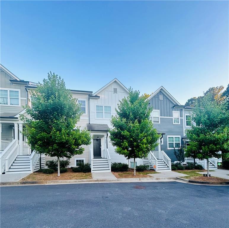 1323 Callahan Cove Atlanta, GA 30316