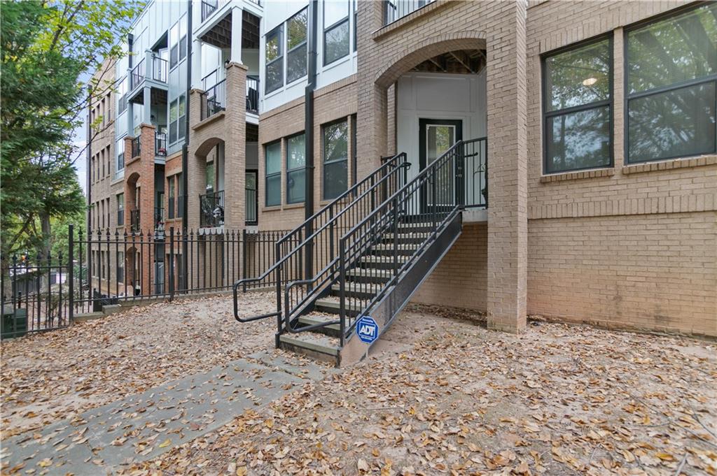 898 Oak Street Southwest UNIT #3221 Atlanta, GA 30310