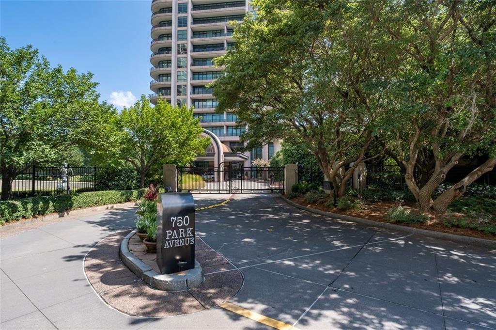 750 Park Avenue UNIT 21E Atlanta, GA 30326