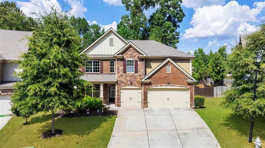 4279 Amberleaf Walk Lilburn, GA 30047