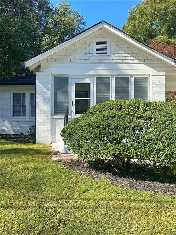 556 Holly Street Atlanta, GA 30318