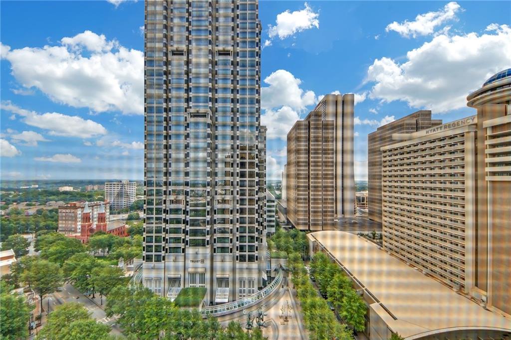 300 Peachtree UNIT 18I Atlanta, GA 30308