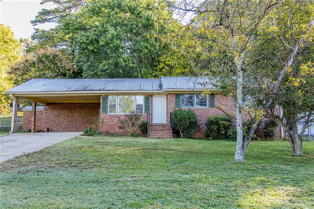 3017 Maple Road Lindale, GA 30147