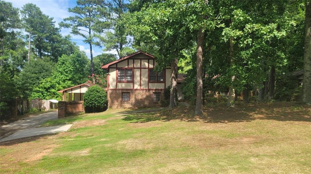 664 S Indian Creek Drive Stone Mountain, GA 30083