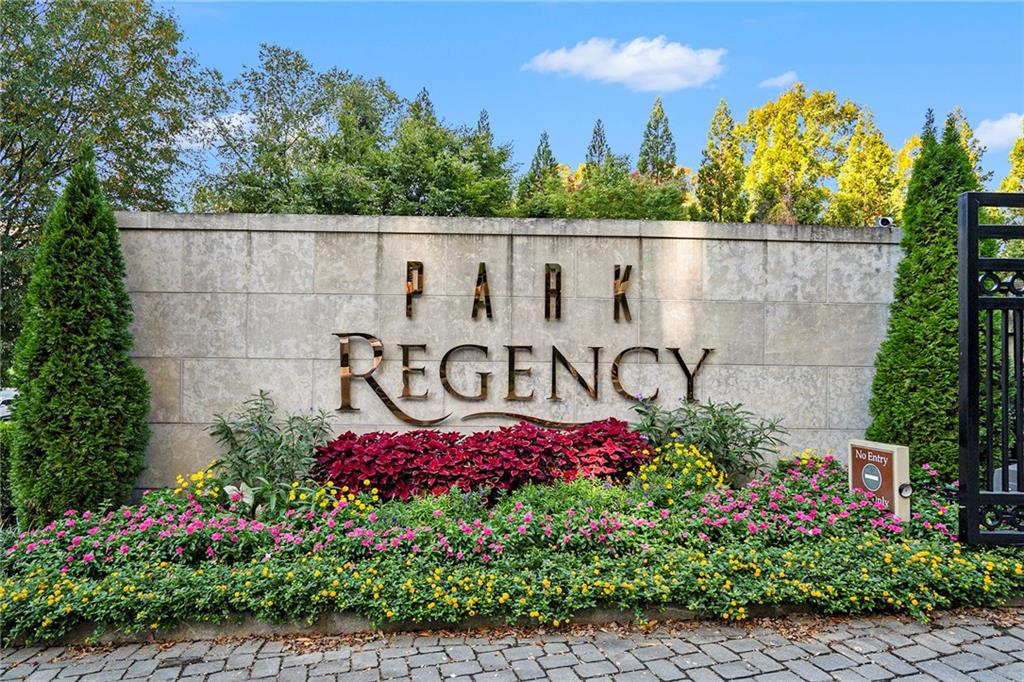 700 Park Regency Place UNIT #706 Atlanta, GA 30326