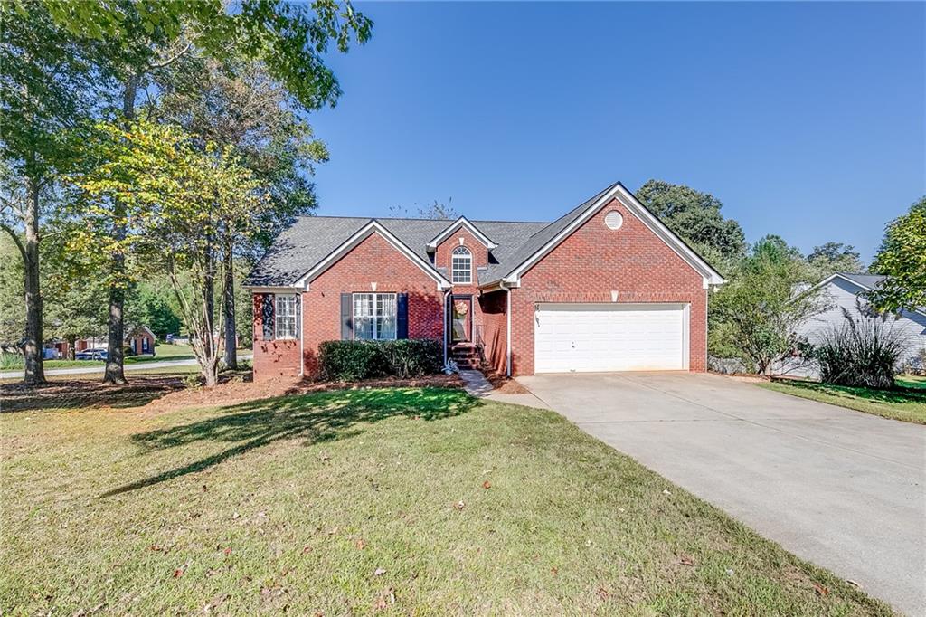 75 Jackson Park Drive Hoschton, GA 30548