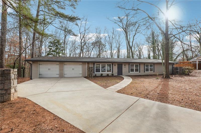 4274 Palm Springs Drive East Point, GA 30344