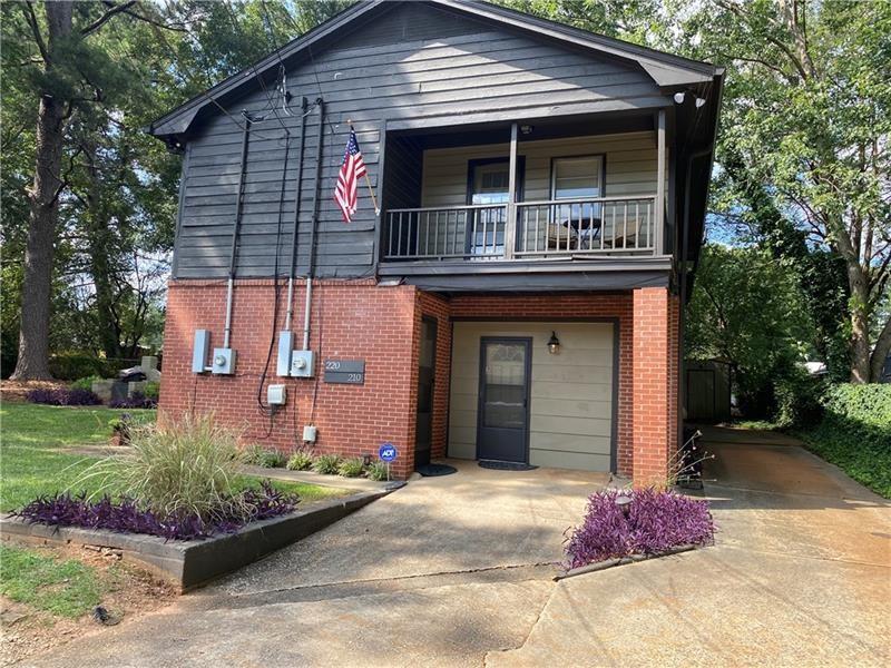 375 Hurt Road UNIT #220 Smyrna, GA 30082