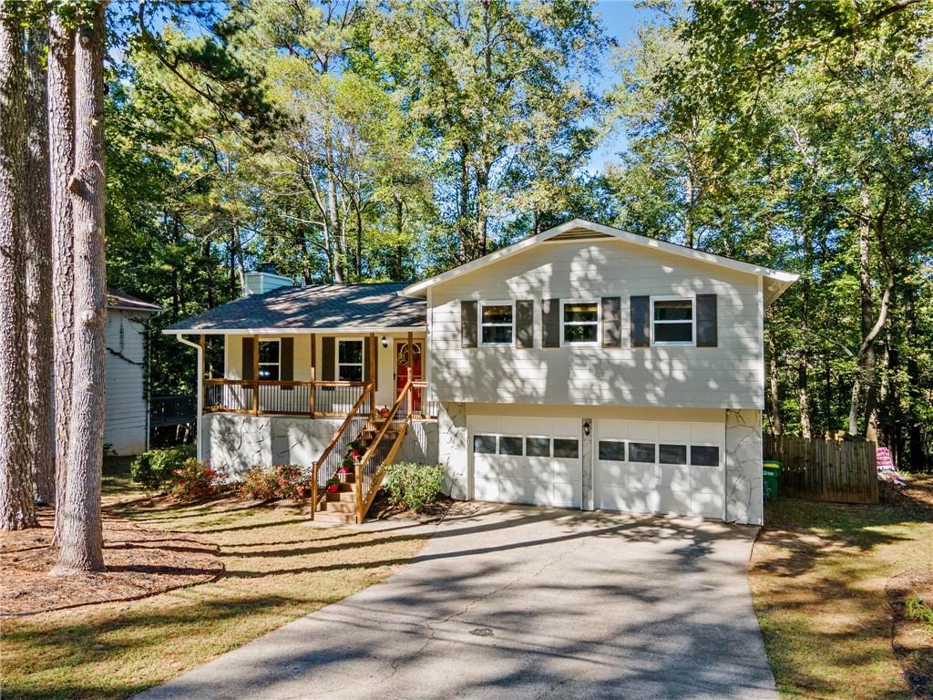 6949 Lakeview Lane Peachtree Corners, GA 30360