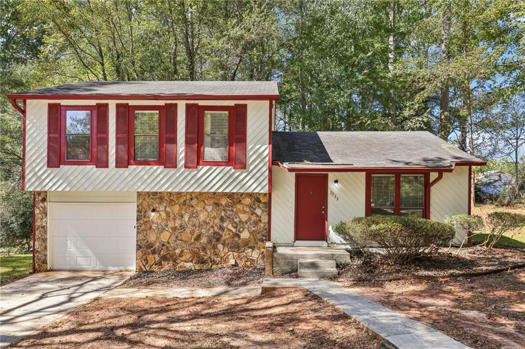 5035 Fairforest Drive Stone Mountain, GA 30088