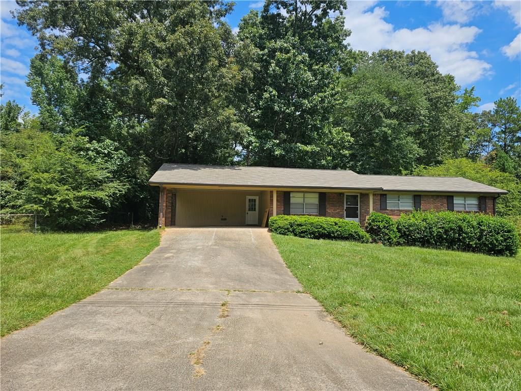 6285 S Skyline Drive Douglasville, GA 30135