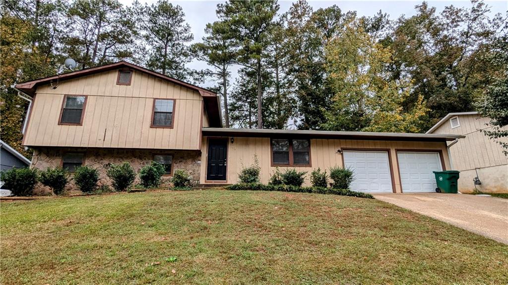 2274 Cherokee Valley Circle Lithonia, GA 30058