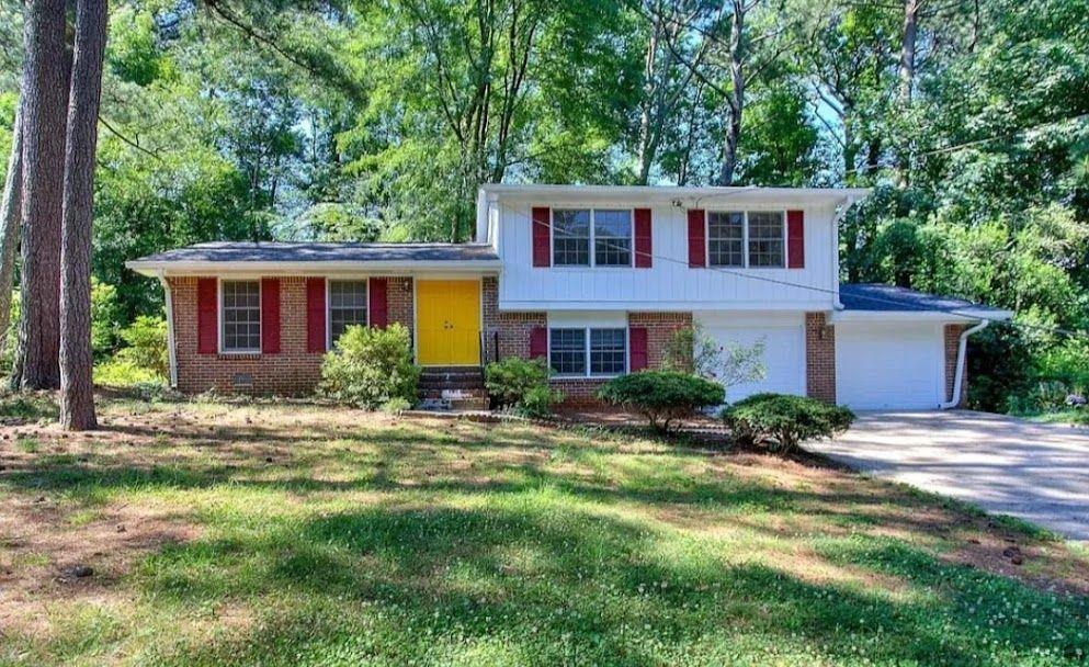 4427 Huntshire Drive Stone Mountain, GA 30083