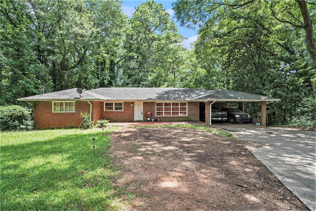 2685 Glenvalley Drive Decatur, GA 30032