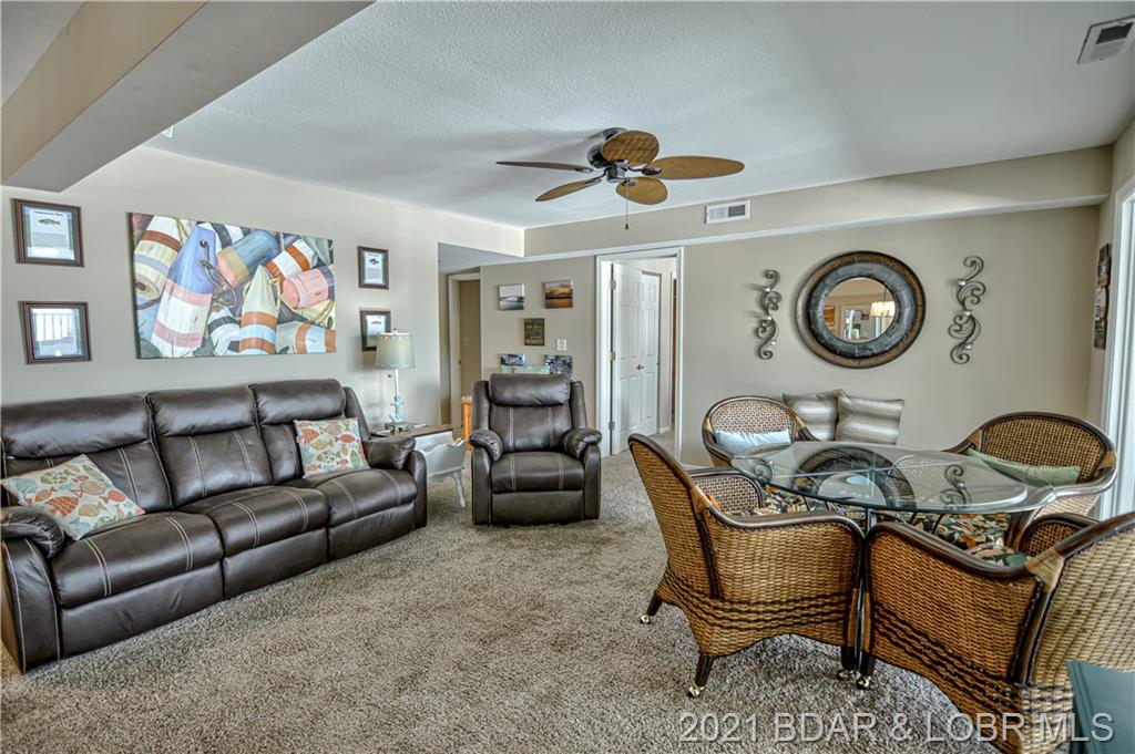 875 Parkside Place Unit #202 Osage Beach, MO 65065