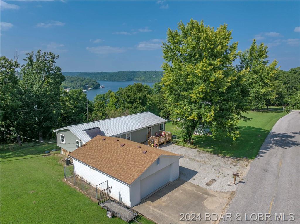 1091 Boot Drive Camdenton, MO 65020