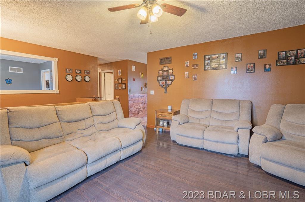 135 Tonka Street Camdenton, MO 65020