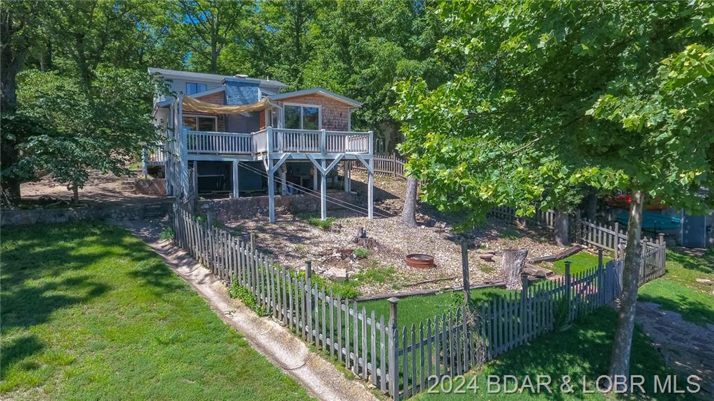 38 Gingerbread Loop Gravois Mills, MO 65037