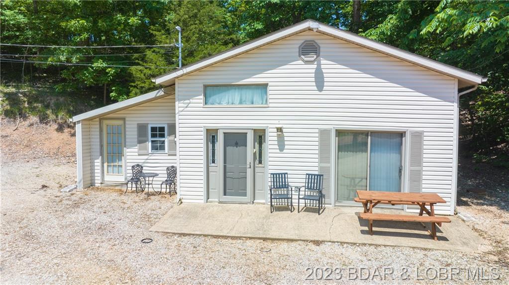 326 Old Oak Bend Drive Sunrise Beach, MO 65079